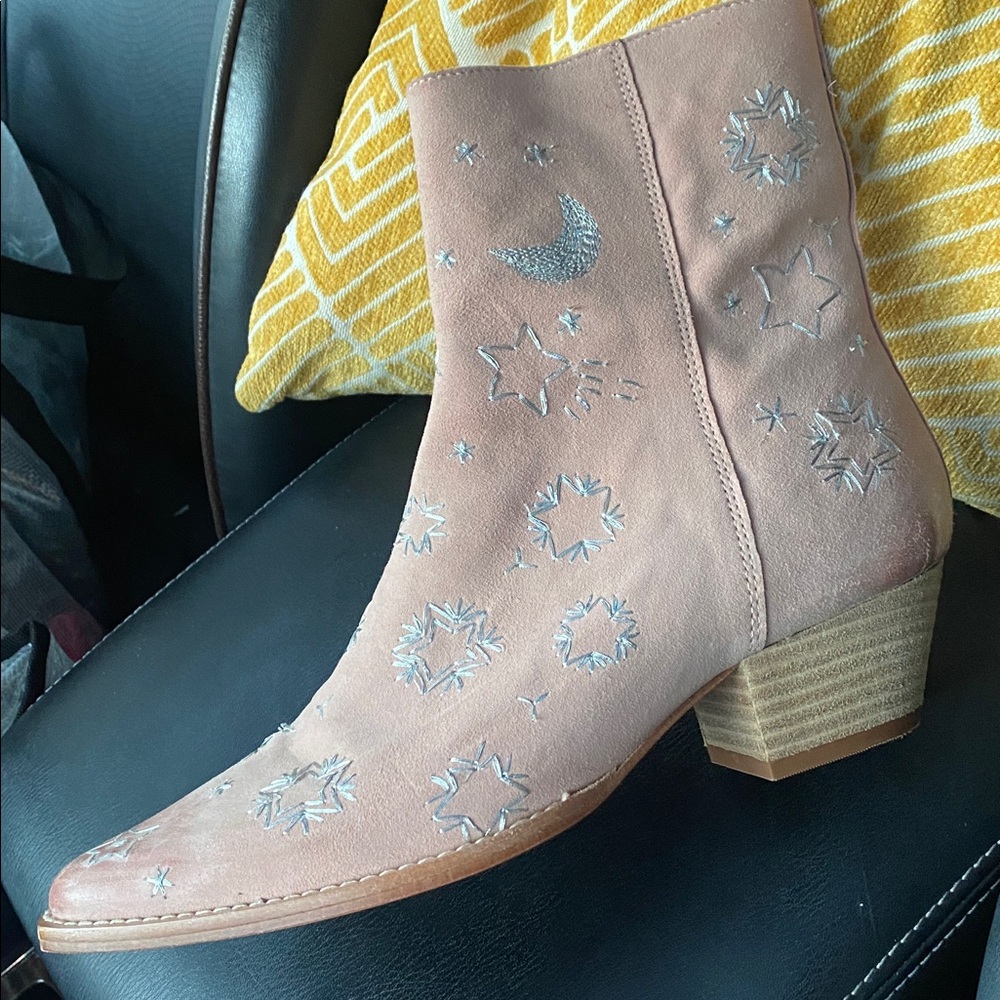 Free People Embroidered Boots - Picture 5 of 8